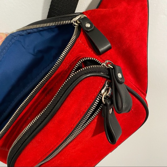 NWOT Beautiful Red Velvet Fanny Pack Sling Bag Purse Hip Zip Up Many Pockets - Picture 4 of 9